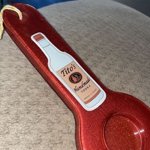 Handmade resin epoxy shot flight board Tito's Vodka - Picture 3 of 4